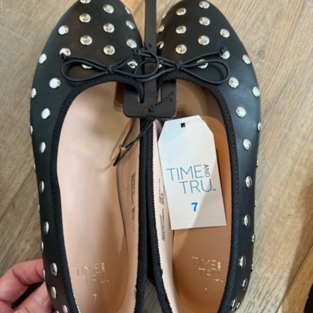 NEW Time and Tru Black with Silver Studs Slip On Shoes Women Size 7